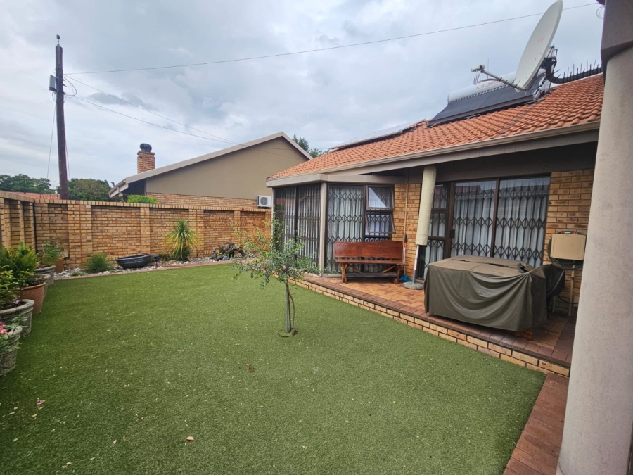 3 Bedroom Property for Sale in Vaalpark Free State